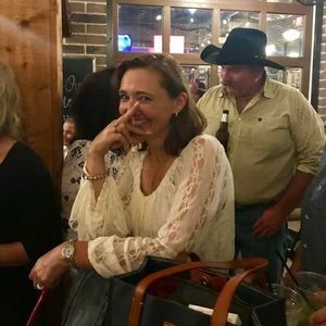 Meet your Posher, Tara